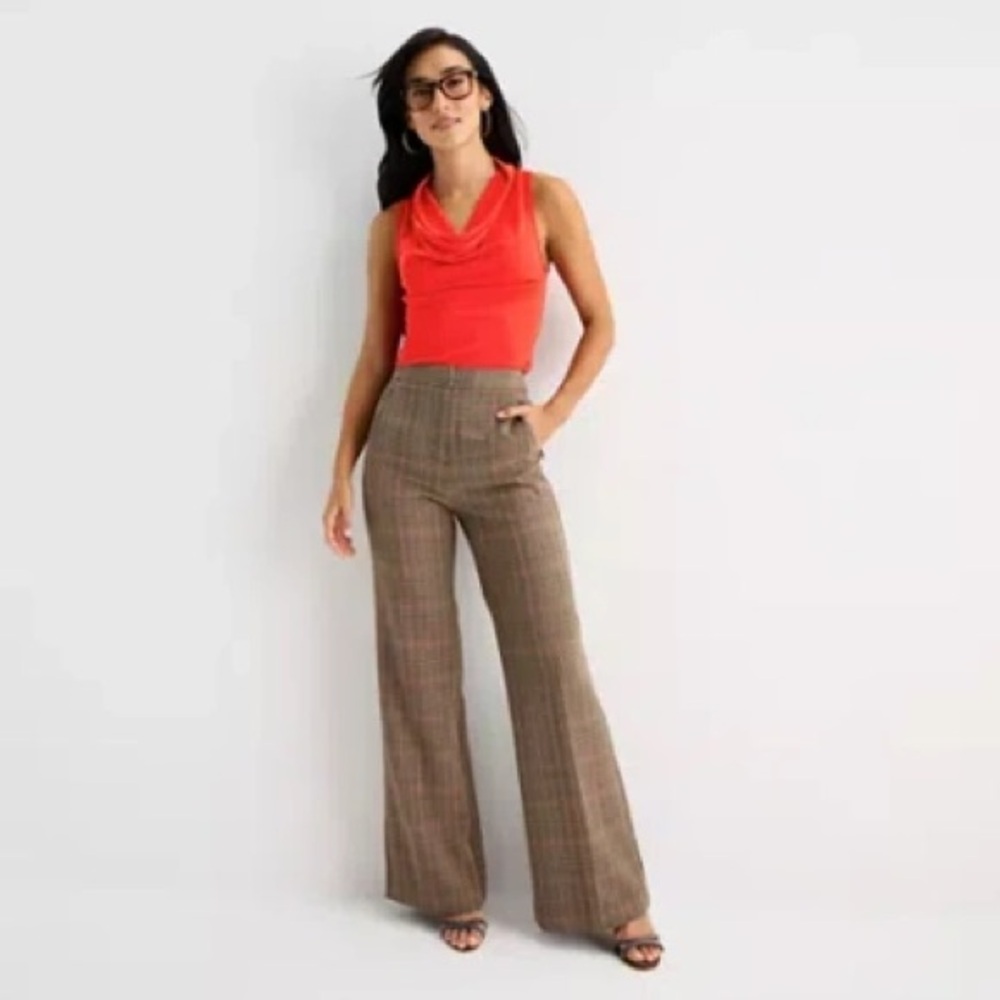 Worthington Fit and Flare Brown Plaid Pants